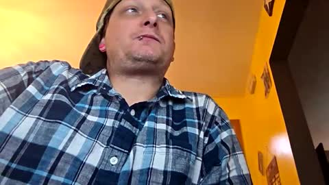 edwardaims_2please online show from 2, 11, 2025