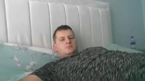 Snapshot of edy324126 chatting on 3, 3, 2026 edy324126 online show from 3, 3, 2026