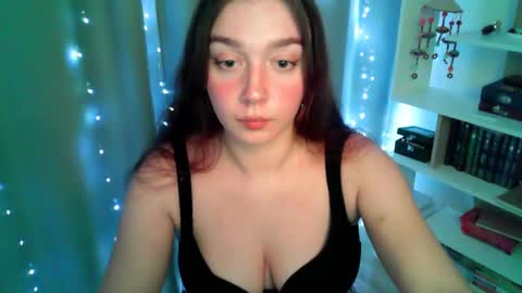Snapshot of effie_balconii chatting on 22, 2, 2025 effie_balconii online show from 22, 2, 2025