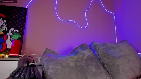 Mila online show from 7, 3, 2025