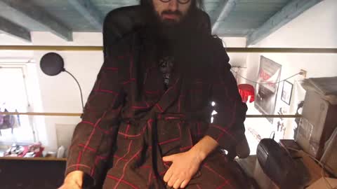 eighthundredeightyeight online show from 15, 2, 2025