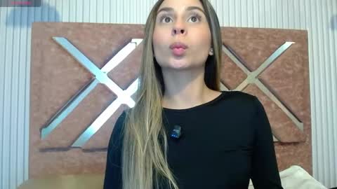 Eimy rose online show from 14, 5, 2026