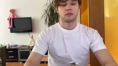 Eitan online show from 1, 3, 2025