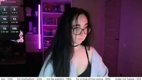 If you like it when I meow give me a thumbs up online show from 15, 6, 2026