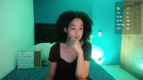 Ela  Help me reach 100 thumbs up online show from 16, 9, 2025