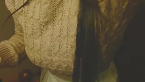 Snapshot of ela_3611 chatting on 2, 10, 2025 ela_3611 online show from 2, 10, 2025