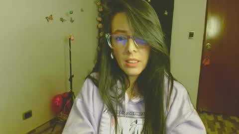 Snapshot of ela_3611 chatting on 30, 11, 2025 ela_3611 online show from 30, 11, 2025