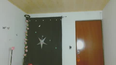 Snapshot of ela_3611 chatting on 24, 2, 2026 ela_3611 online show from 24, 2, 2026