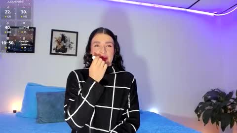 Snapshot of elaia_franc chatting on 22, 12, 2025 Elaia franco online show from 22, 12, 2025