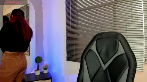 Snapshot of elaia_muller chatting on 17, 2, 2025 Elaia online show from 17, 2, 2025