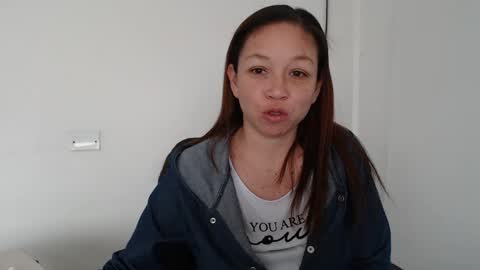 Snapshot of elaine_cooper_21 chatting on 6, 10, 2025 Eli online show from 6, 10, 2025