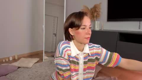 Snapshot of elannand chatting on 4, 10, 2025 ELA 3 online show from 4, 10, 2025