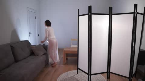 Snapshot of elannand chatting on 28, 10, 2025 ELA 3 online show from 28, 10, 2025