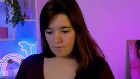 Snapshot of elara_jadie chatting on 19, 10, 2025 Elara online show from 19, 10, 2025