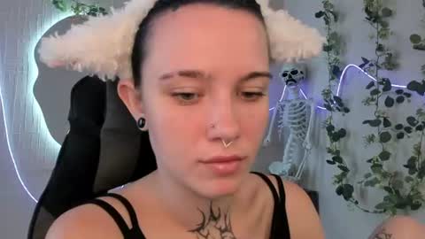 elastikiss online show from 8, 7, 2026