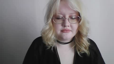 Snapshot of elayne_sweet chatting on 28, 2, 2026 elayne_sweet online show from 28, 2, 2026