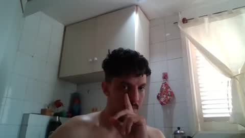 Snapshot of electrodreams chatting on 4, 10, 2025 electrodreams online show from 4, 10, 2025