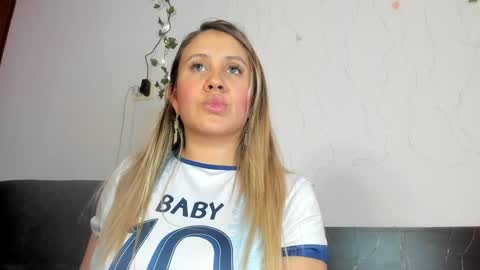 Snapshot of eleecttraa_12 chatting on 5, 2, 2025 Electra online show from 5, 2, 2025