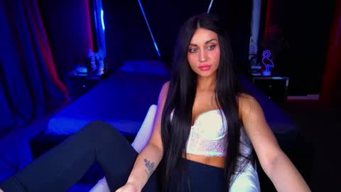 Snapshot of elegant_mysterious chatting on 14, 9, 2025 elegant_mysterious online show from 14, 9, 2025