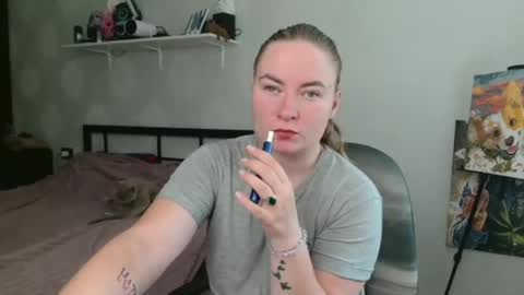 Snapshot of elena_maeer chatting on 4, 8, 2026 Elena online show from 4, 8, 2026