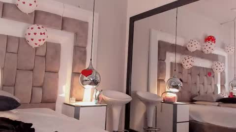 Snapshot of elena_watsonn chatting on 14, 2, 2026 Elena Watsonn online show from 14, 2, 2026