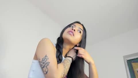 Elena  online show from 25, 2, 2026