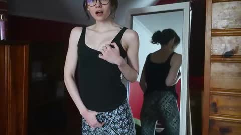 Emma online show from 3, 2, 2026