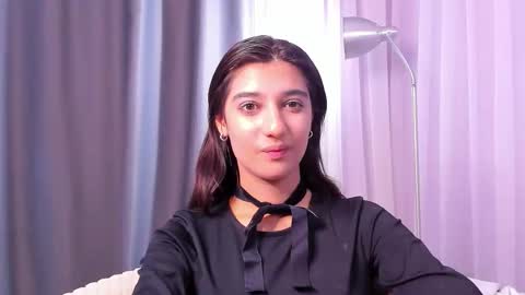 Snapshot of elfy_rare chatting on 12, 10, 2025 Elfy online show from 12, 10, 2025