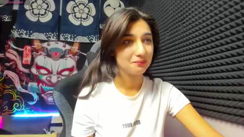 Snapshot of elfy_rare chatting on 23, 10, 2025 Elfy online show from 23, 10, 2025