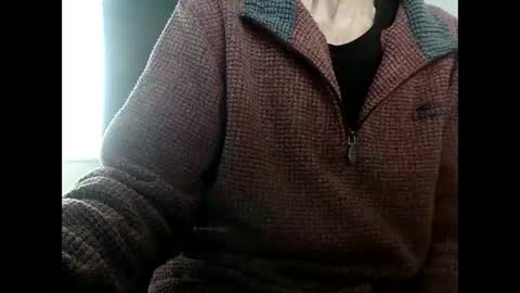 Snapshot of elfyonee chatting on 11, 12, 2024 elfyonee online show from 11, 12, 2024