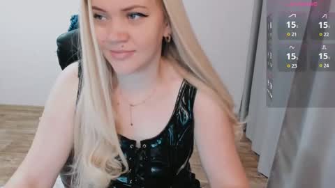Snapshot of elia_ chatting on 20, 12, 2024 Ella online show from 20, 12, 2024