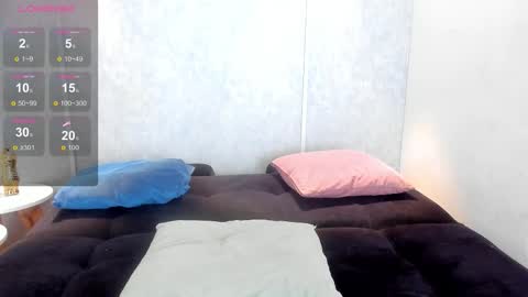 Snapshot of elian___ chatting on 16, 10, 2025 Elian online show from 16, 10, 2025