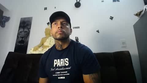 Snapshot of elian_atlas1 chatting on 18, 10, 2025 Elian online show from 18, 10, 2025