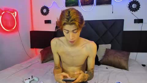 Snapshot of eliann_adam chatting on 4, 12, 2024 eliann_adam online show from 4, 12, 2024