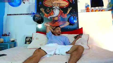 elias_salvatore_ online show from 29, 3, 2026