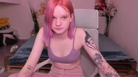 elieiza_xo online show from 1, 2, 2026