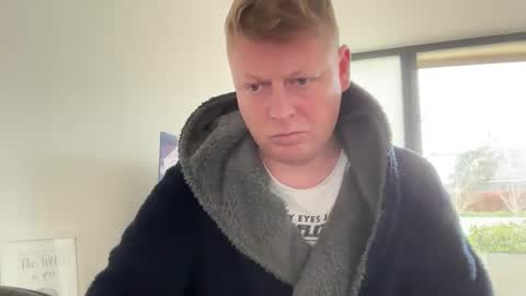 Snapshot of eliepa chatting on 17, 2, 2026 CabinCrewDrew online show from 17, 2, 2026