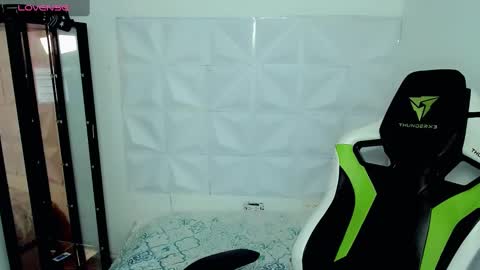 Snapshot of elii_797 chatting on 4, 12, 2024 bby-santy online show from 4, 12, 2024