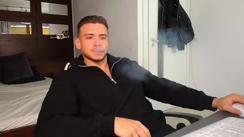 Snapshot of elijahthorne chatting on 18, 1, 2026 ElijahThorne online show from 18, 1, 2026