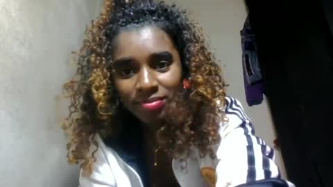 Snapshot of elina981 chatting on 29, 6, 2026 elina981 online show from 29, 6, 2026