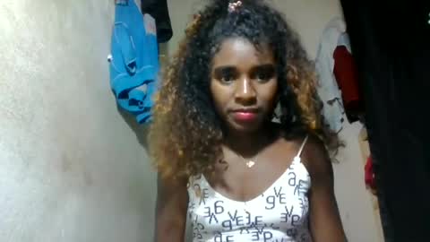 Snapshot of elina981 chatting on 9, 7, 2026 elina981 online show from 9, 7, 2026