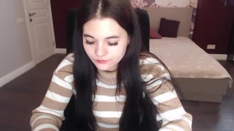 Snapshot of elinamils chatting on 11, 3, 2025 ElinaMils online show from 11, 3, 2025