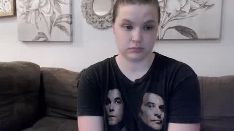 Snapshot of elinareign chatting on 10, 2, 2026 ElinaReign online show from 10, 2, 2026