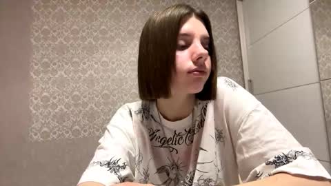 Elisa online show from 18, 10, 2025