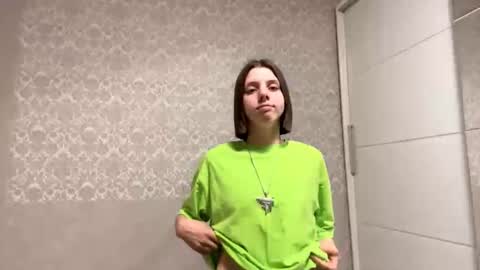 Elisa online show from 19, 10, 2025
