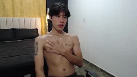 Snapshot of elio_collem chatting on 8, 2, 2025 ELIO online show from 8, 2, 2025