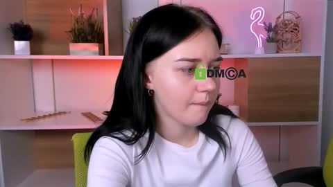 Snapshot of eliora_silk chatting on 5, 11, 2025 eliora_silk online show from 5, 11, 2025