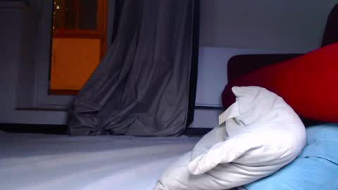 Snapshot of elisa_bright chatting on 17, 12, 2024 Tati online show from 17, 12, 2024