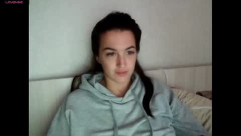 elisa_dove208 online show from 23, 9, 2025