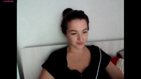 elisa_dove208 online show from 24, 9, 2025